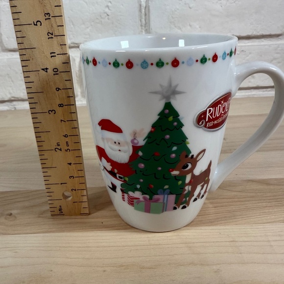 RUDOLPH THE RED-NOSED REINDEER Christmas Mug EUC - Picture 7 of 8